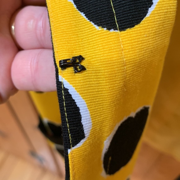 Vintage Scaasi Yellow/black Blazer - Picture 3 of 4